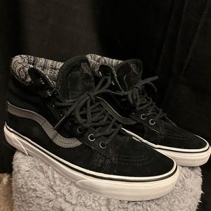 Unisex vans